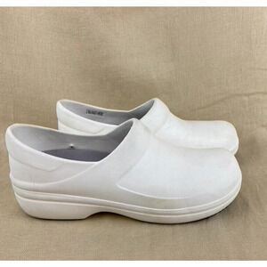 CROCS Women's Neria Pro II Nursing White Clogs Size w10